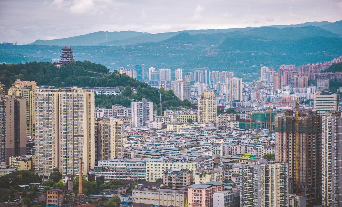 巴中发布城市建设规划:探索沙漠光伏,智慧交通及老旧小区改造