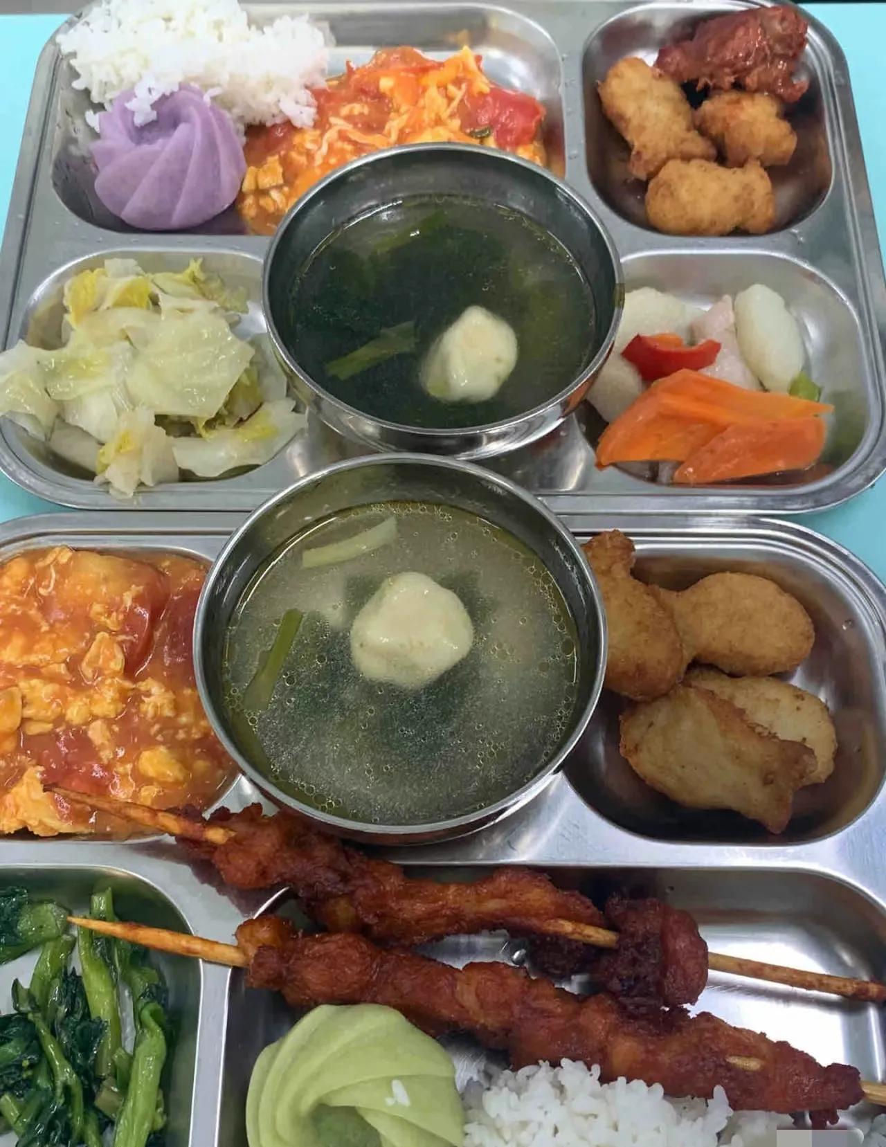江苏大学生开学一个月胖了11斤晒食堂饭菜太好吃了忍不住