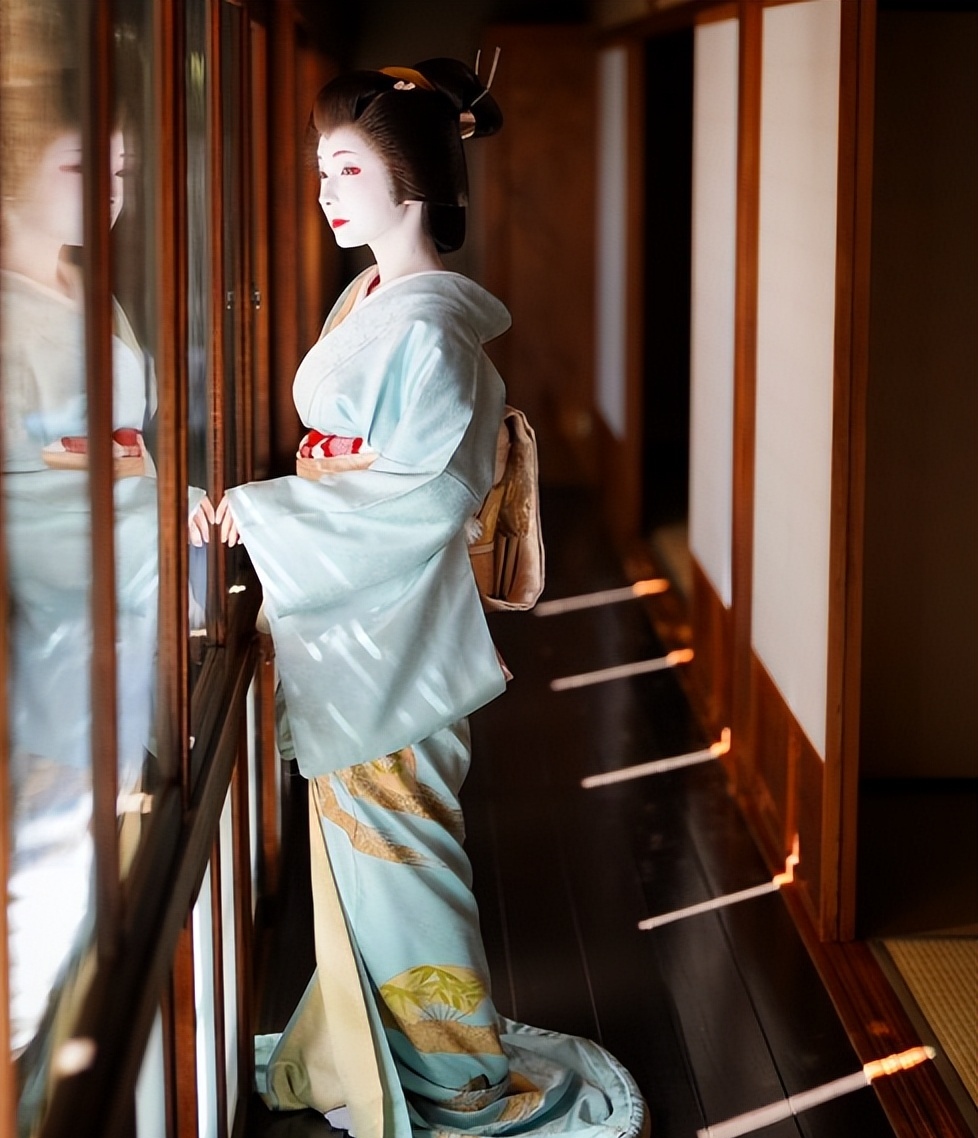 日本头牌艺伎引退闪婚,对象是歌舞伎黄金单身汉!网友:想不开啊