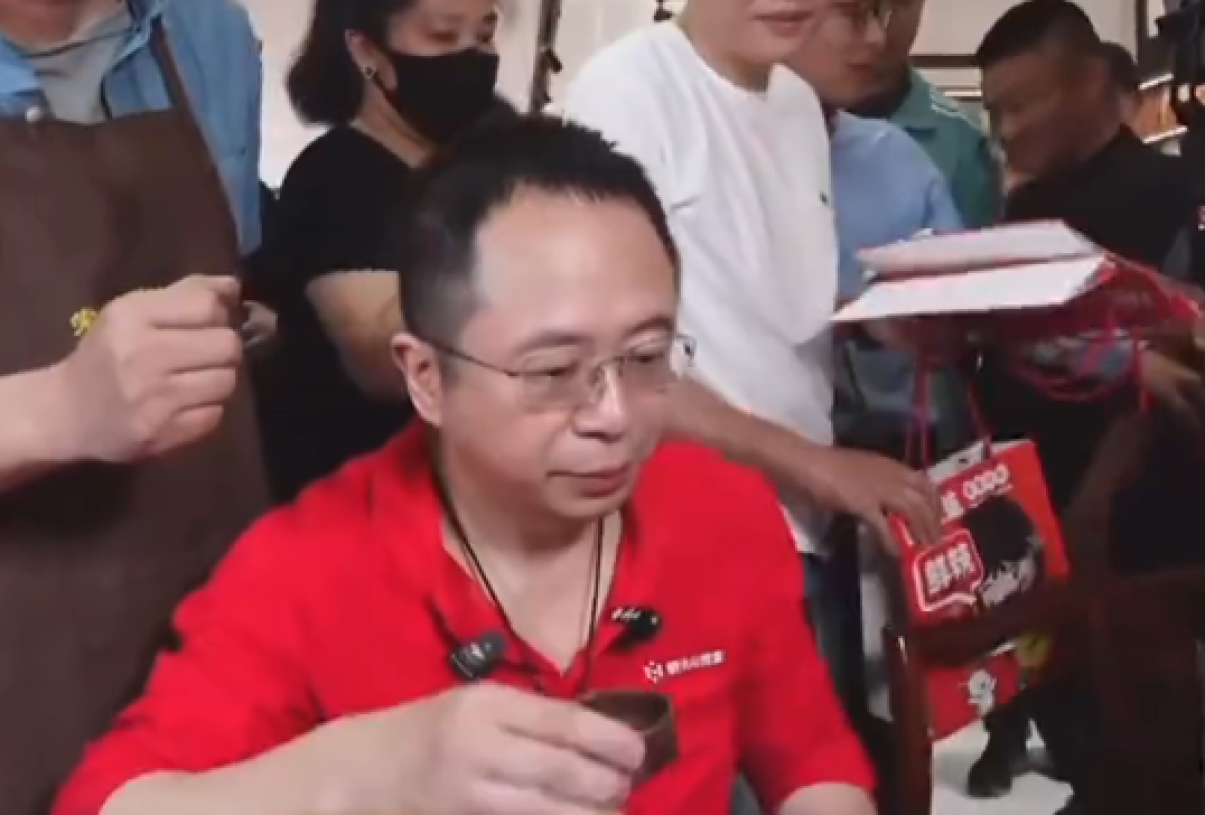 周鸿祎瞬间变脸！“360借条”究竟是不是周鸿祎的公司？