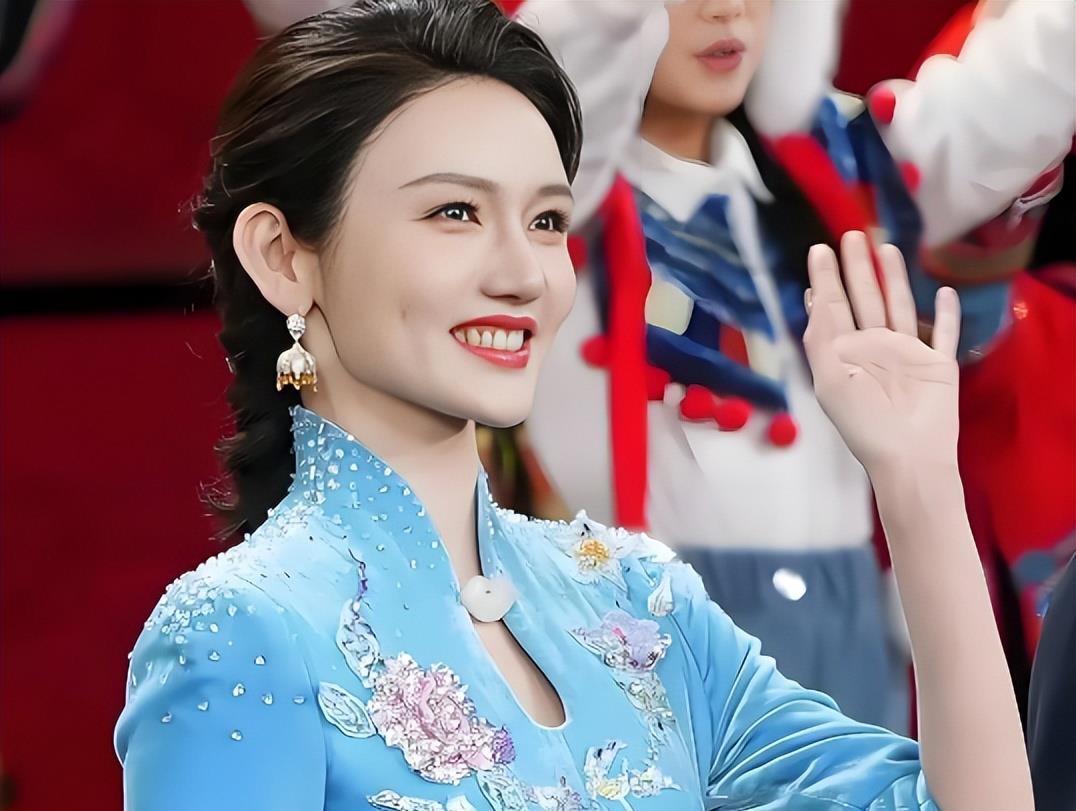 财经频道主持人龙洋中文国际频道主持人的简单介绍
