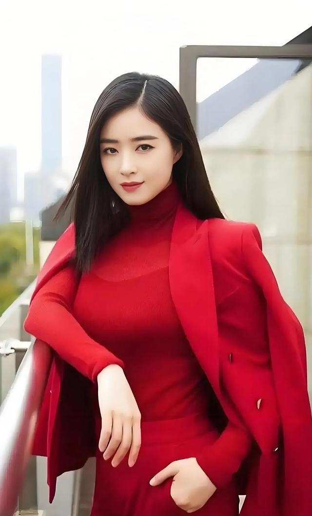 新疆出生的十位女明星,个个美若天仙,不美你来骂我