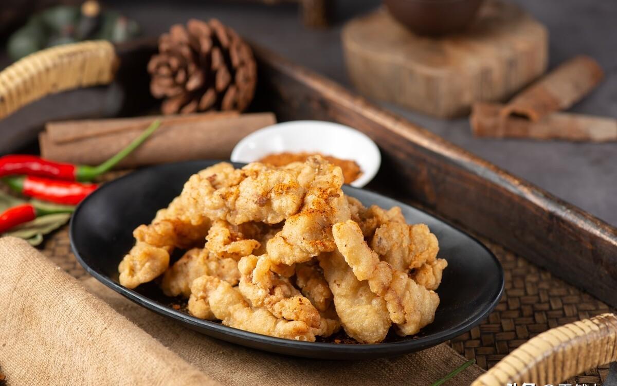 干炸里脊外酥里嫩的秘诀,腌制挂糊火候全解析,厨房小白也能成