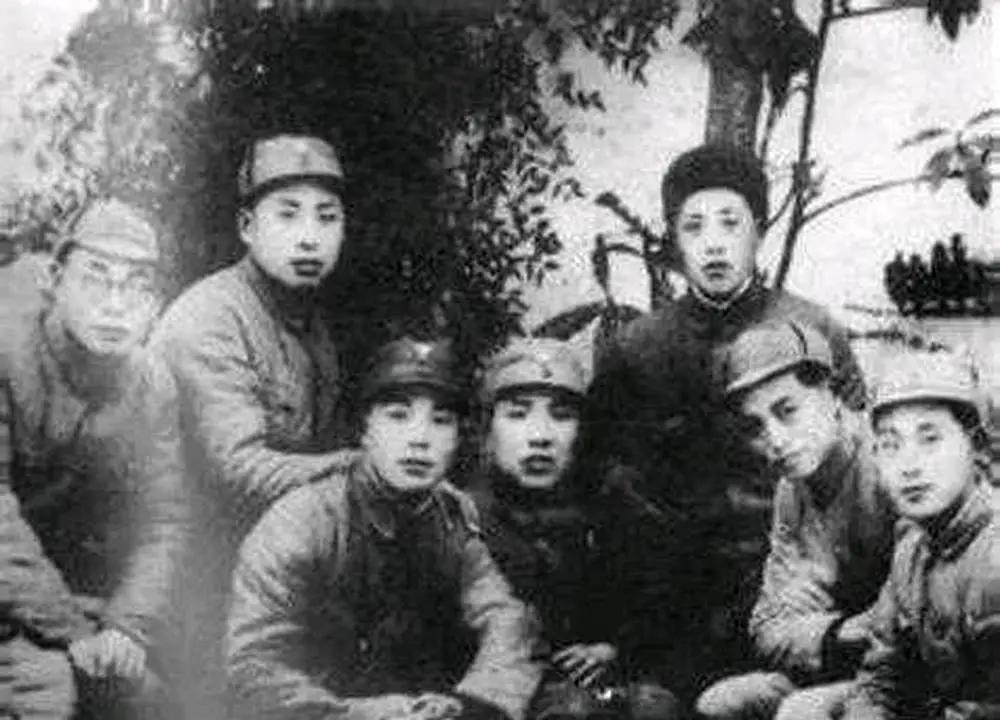 许世友将军救下陶勇的子女们,后来如何呢?其子张小勇成就最高!