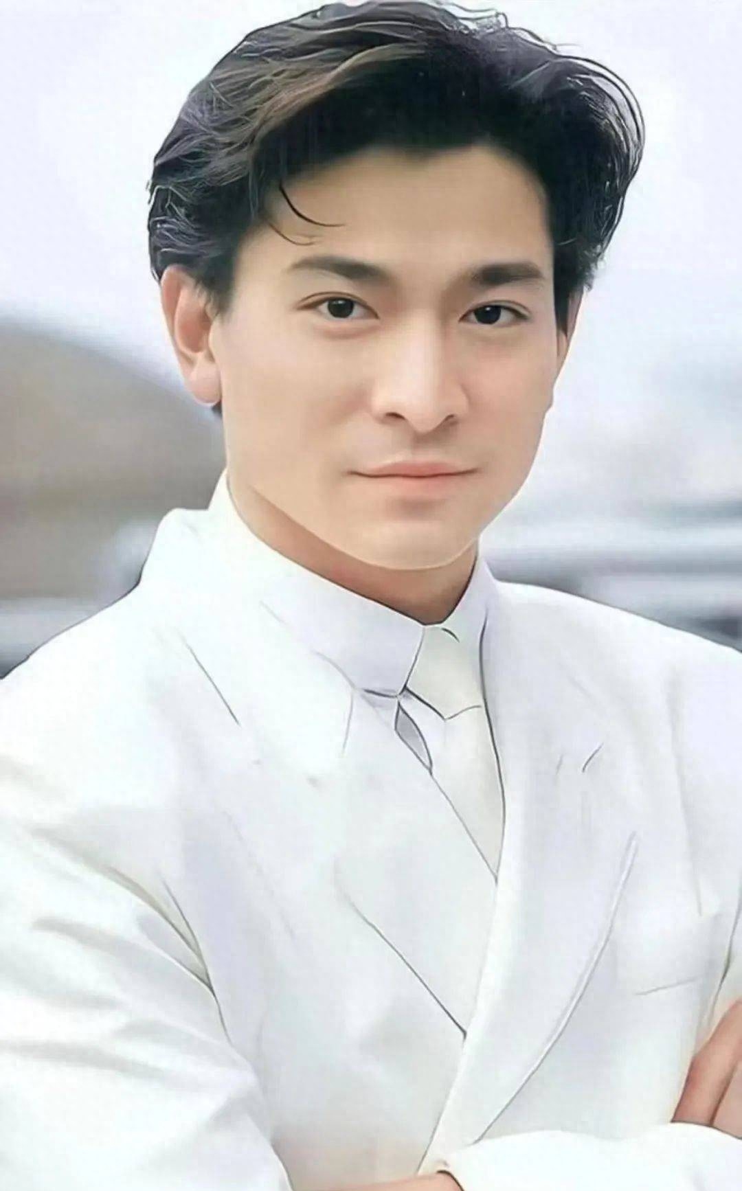 刘德华十大金曲,首首经典,哪一首是你的最爱?