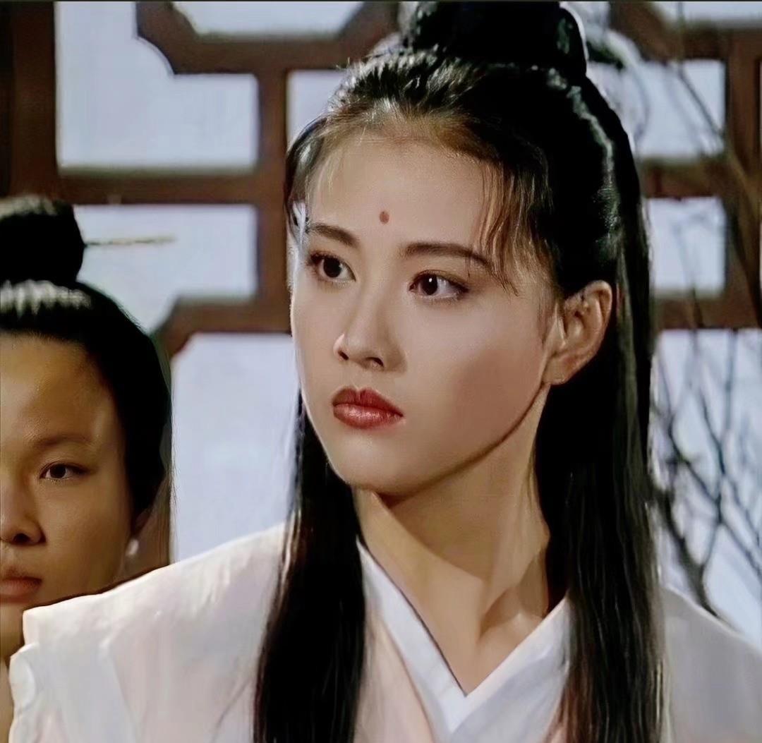 近五年间离世的五位年轻女星,死因多为抑郁或癌症,令人唏嘘