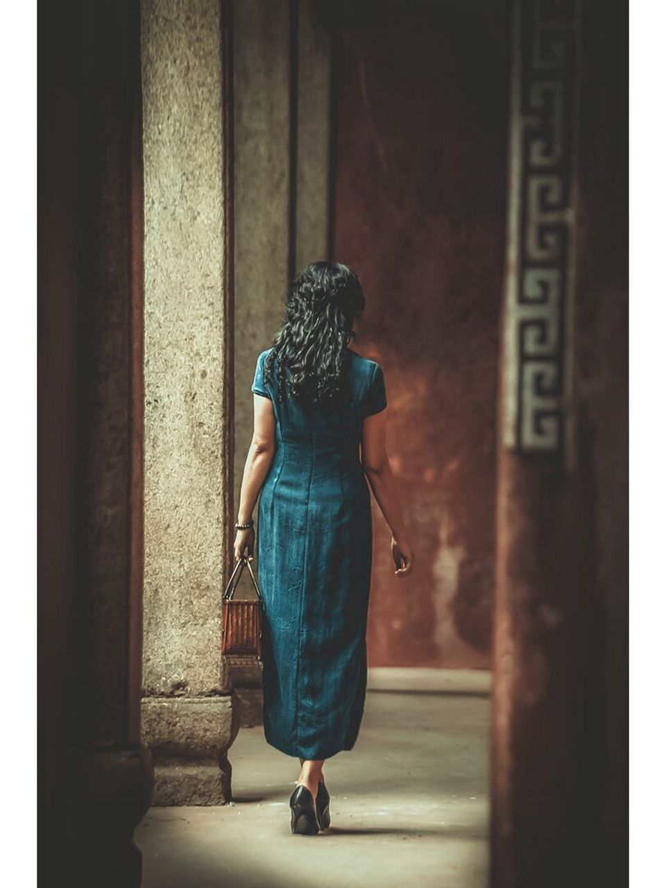 依萍重生没进舞厅,而是进了报社当记者,嫁给高富帅,何书桓靠边站