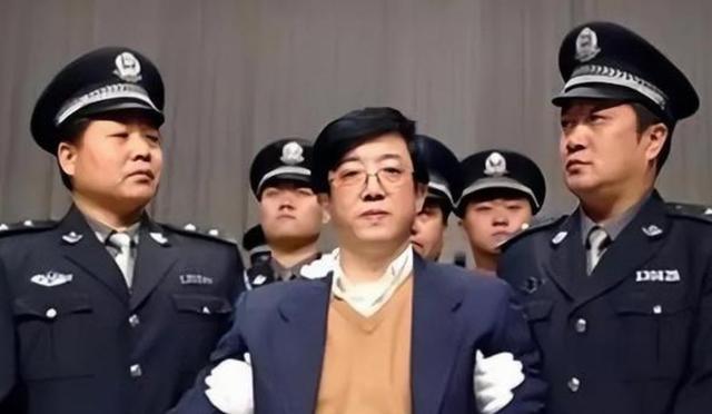 河北第一秘李真案件