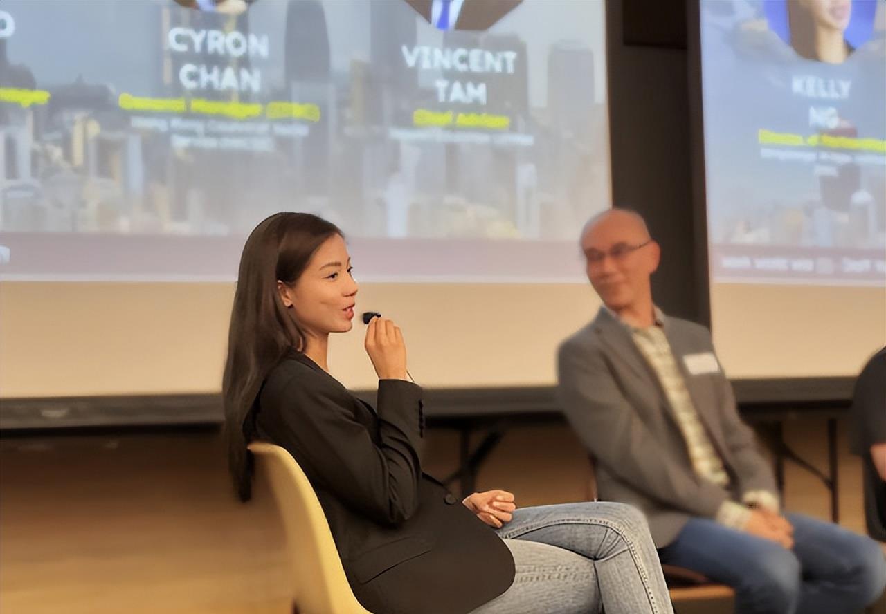 tvb小花伍乐怡现身港大,进圈后事业人脉发展了得,富家女志向高