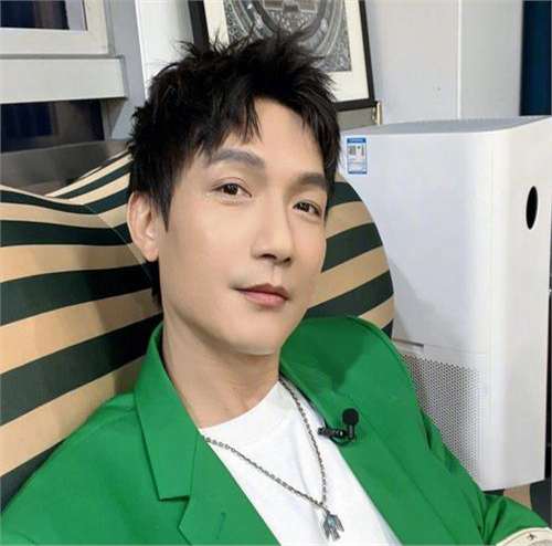 陈楚生为什么被封杀 陈楚生为什么被封杀