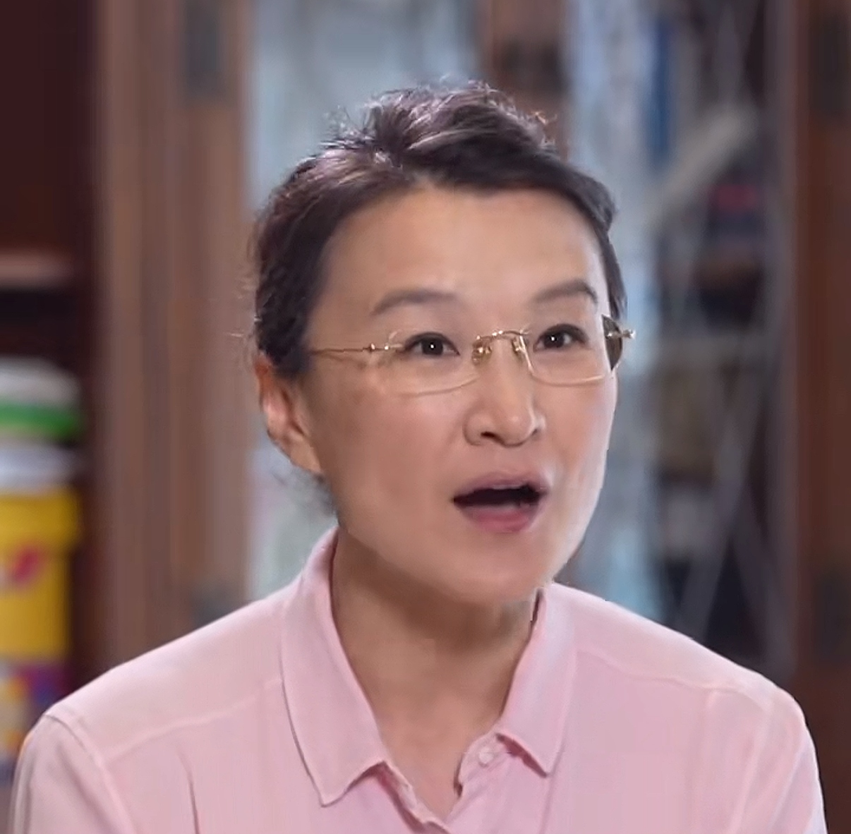 央视董倩现在主持的节目(央视董倩现在主持的节目有哪些)