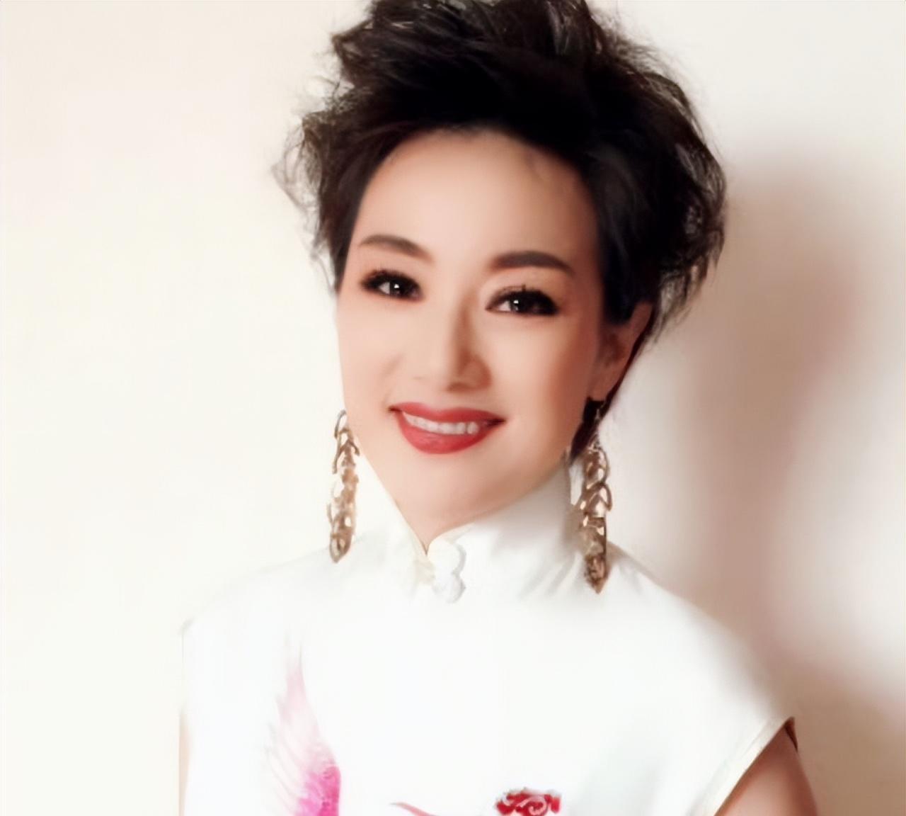 黄梅戏五朵金花之杨俊:两次错失做妈妈的机会,无儿无女有心痛