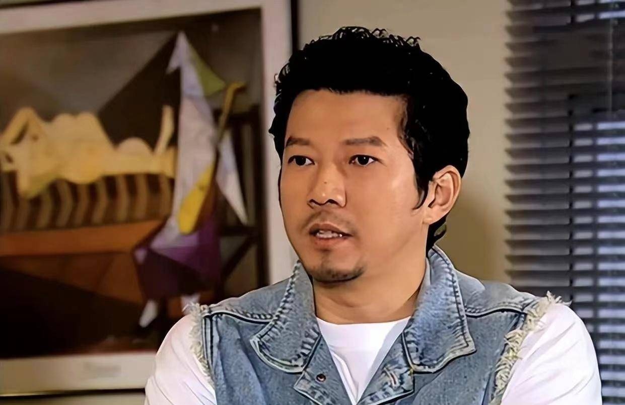 杨英伟
