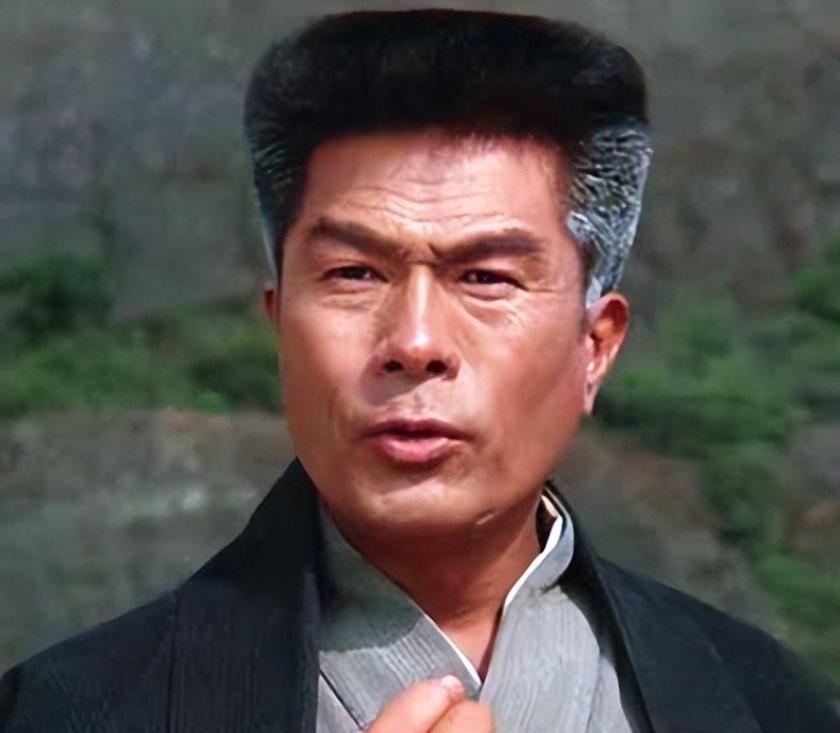 仓田保昭:我看到李连杰站在光子旁边,我就知道他是搏击高手