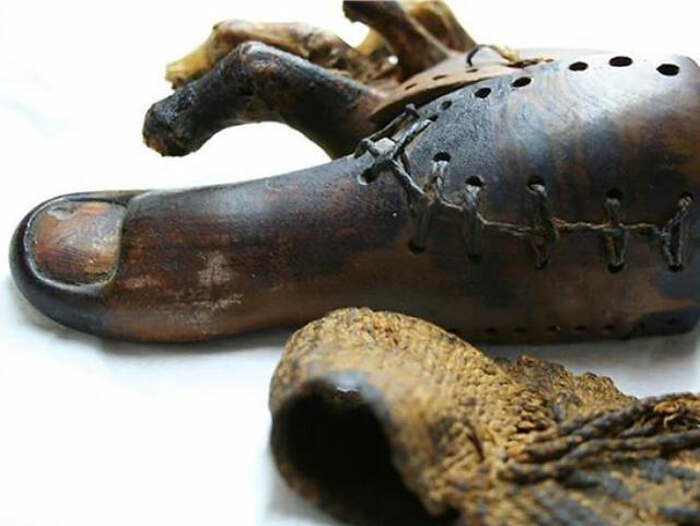 28张不可思议的真实照片,玩坏了,胸罩500年了,温牛奶洗避孕套