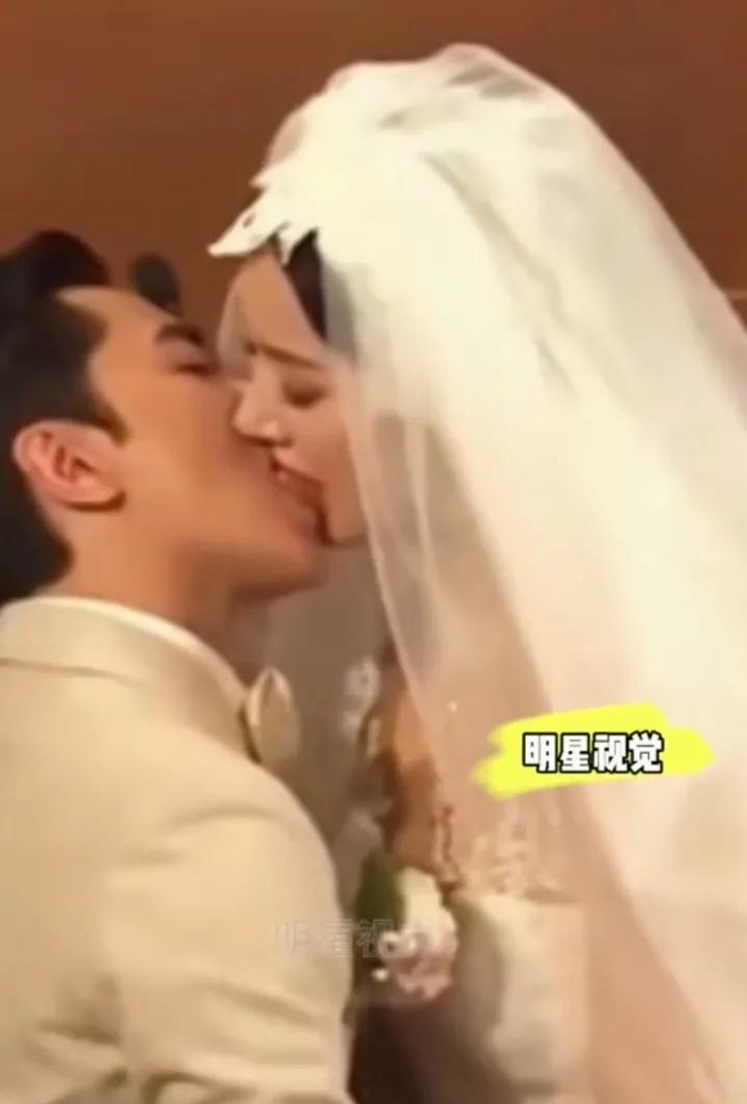 王祖蓝李亚男婚礼舌吻热议:真爱还是辣眼,网友怎么看配不配