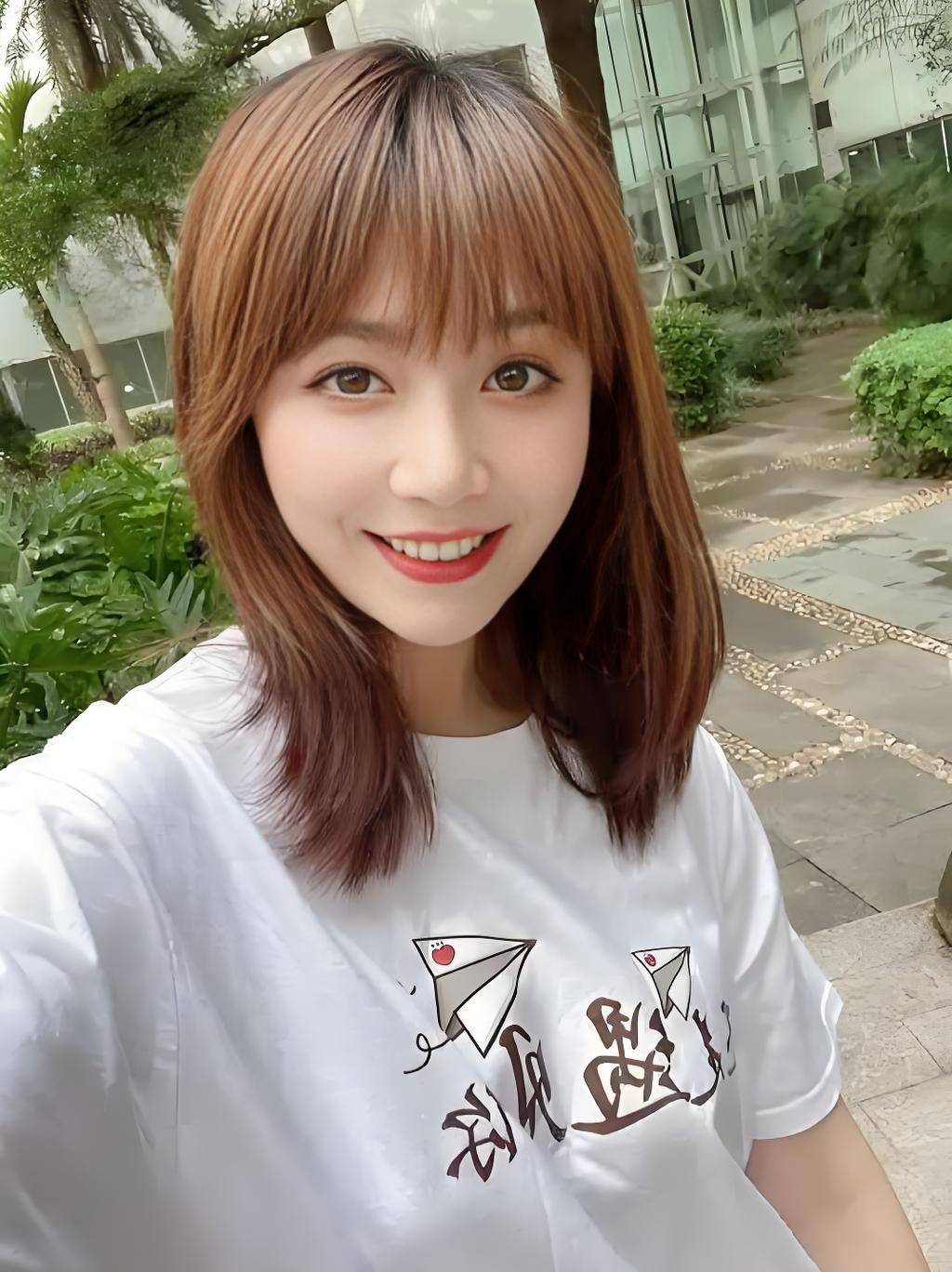 44岁广东台美女主持人毛琳,感情成空仍未婚育,每天过得很充实