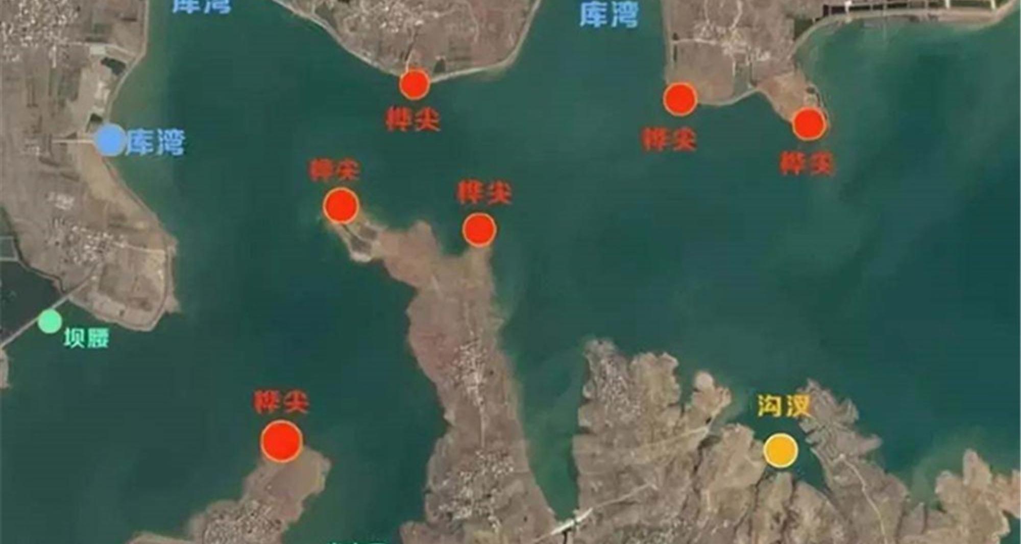 夏季钓水库,钓位选择示意图:凡是好钓位,地形必定特殊