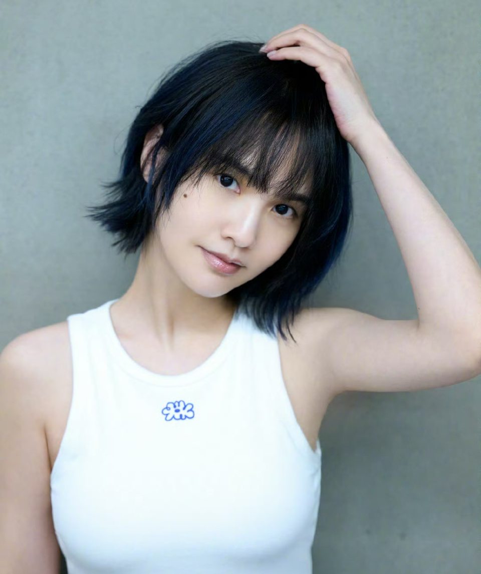 杨丞琳近照被指 李荣浩化!结婚多年夫妻相十足,越长越有默契