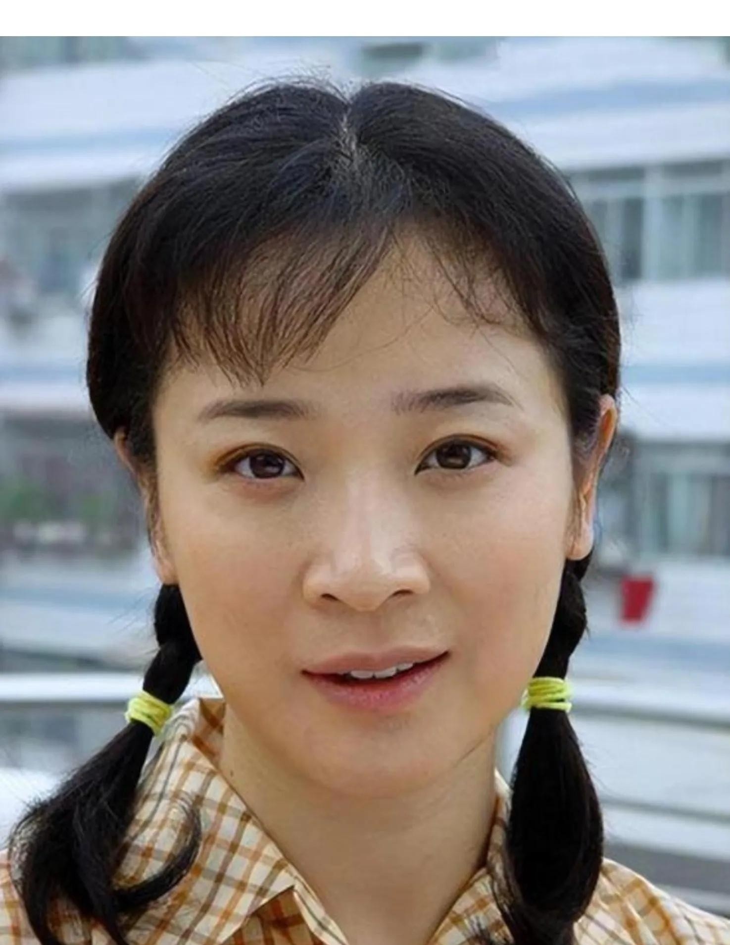 「陈小艺婚姻风波」「21年不离婚内幕」「娱乐圈夫妻生存法则」
