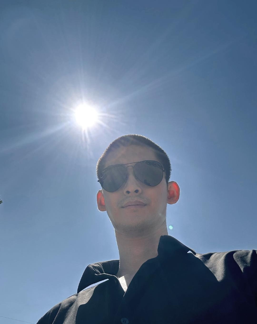 这届高中生家长颜值超标张翰新剧寸头造型意外获赞