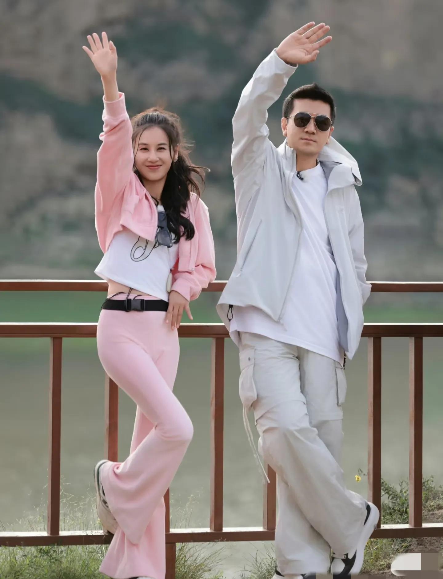 杨子直播翻车黄圣依逆袭离婚半年大变样