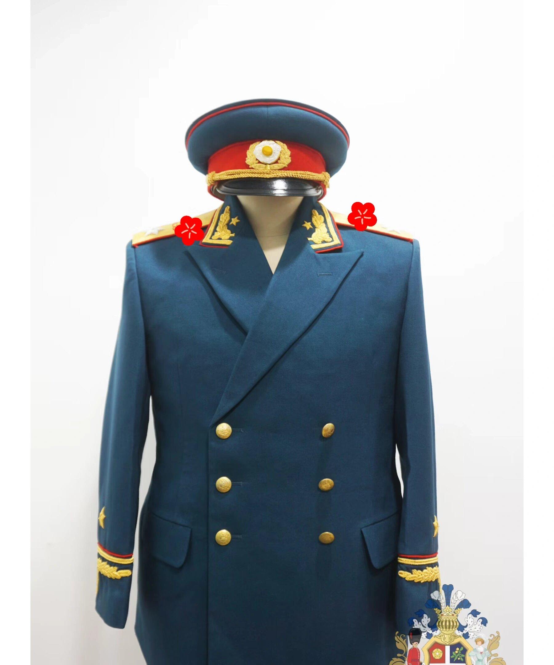 1955年发放的将帅礼服已经取消六十年了现在居然还有人穿出来?