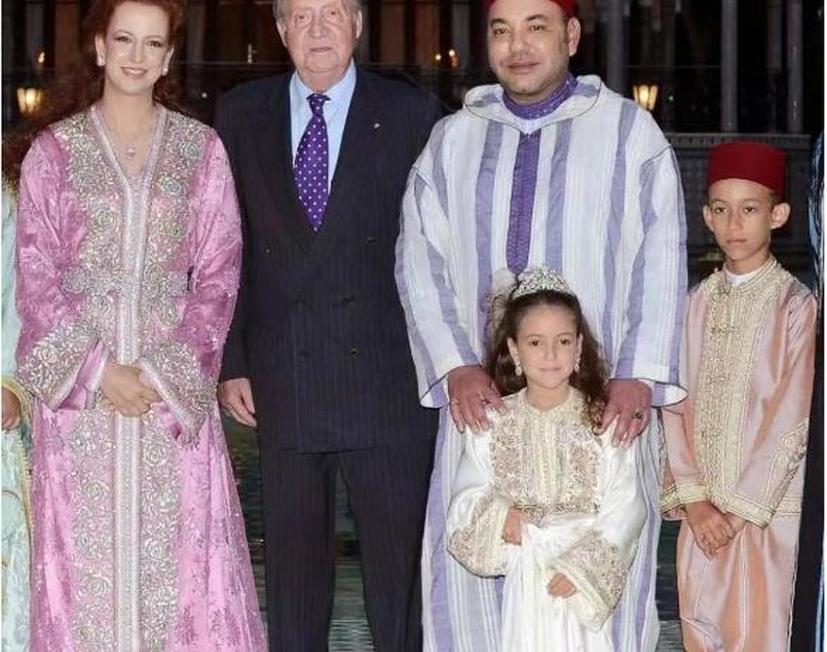 萨尔玛神秘成王妃,离婚后待遇未变,哈迪贾公主成年受关注