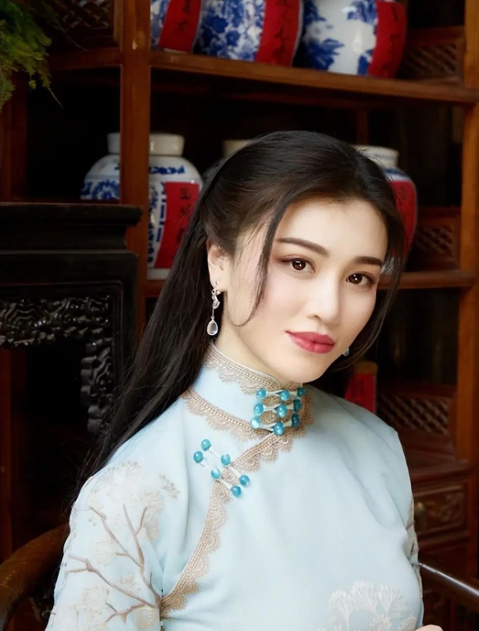 葛天:从刘翔前妻到独立女性,9 个月婚姻背后藏多少痛?