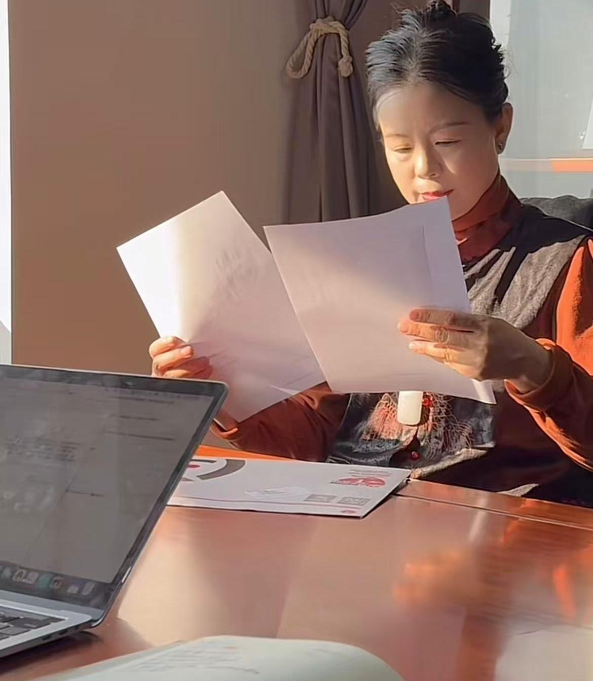许妈母亲节去云南母子翻脸内情曝光郭威给天下母亲上了一课