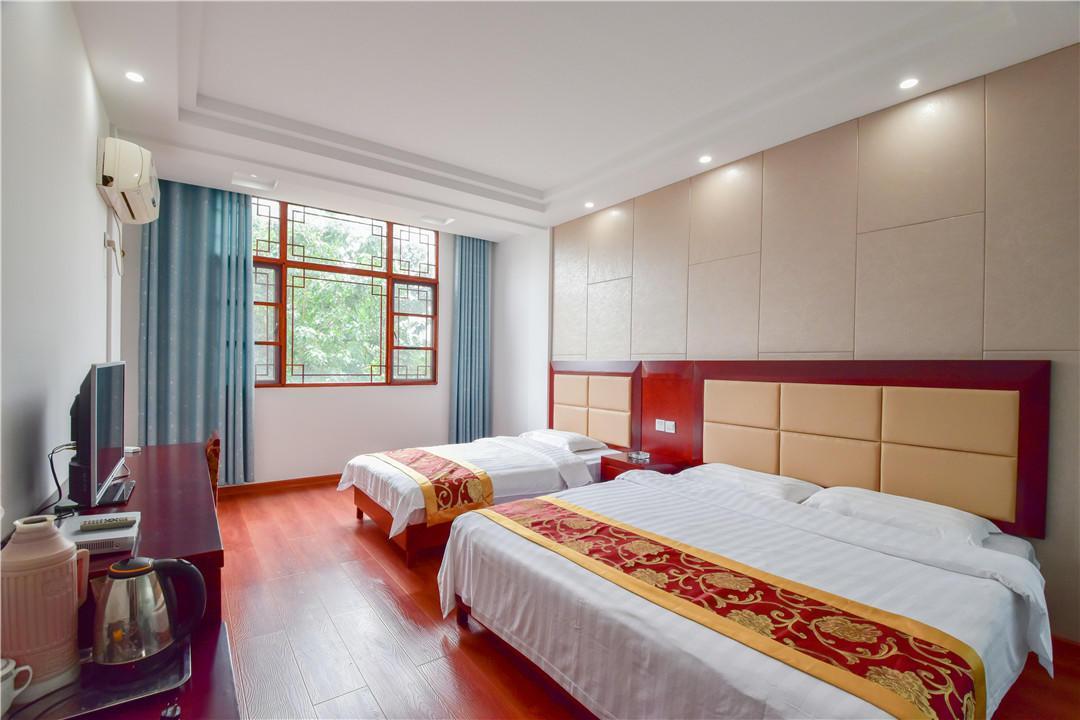 大别山避暑农家乐包吃住