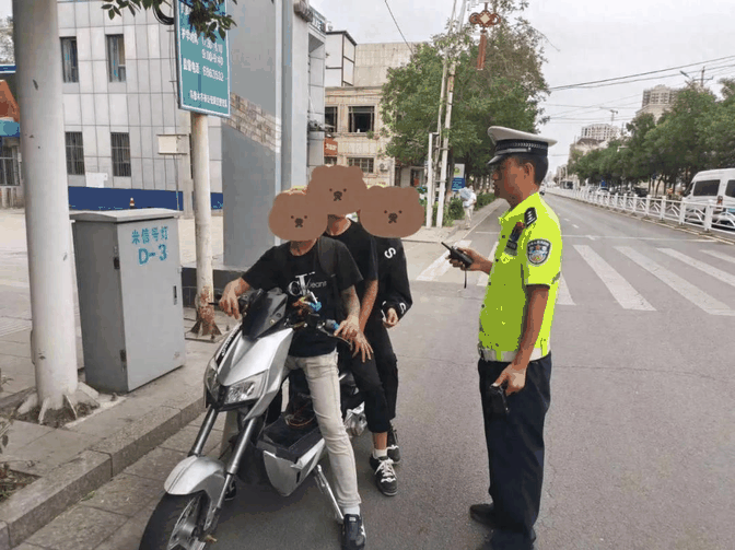 9月1日起，电动车、摩托车、三轮车上路“3禁2清退”，惩罚明确了-有驾