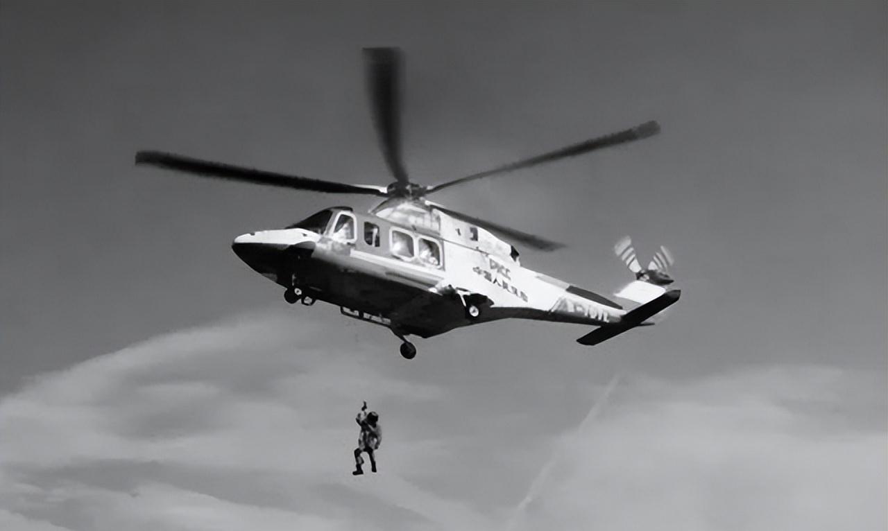 1943年,二战美军飞行员在阿拉斯加坠机,在零下40度中生存了81天