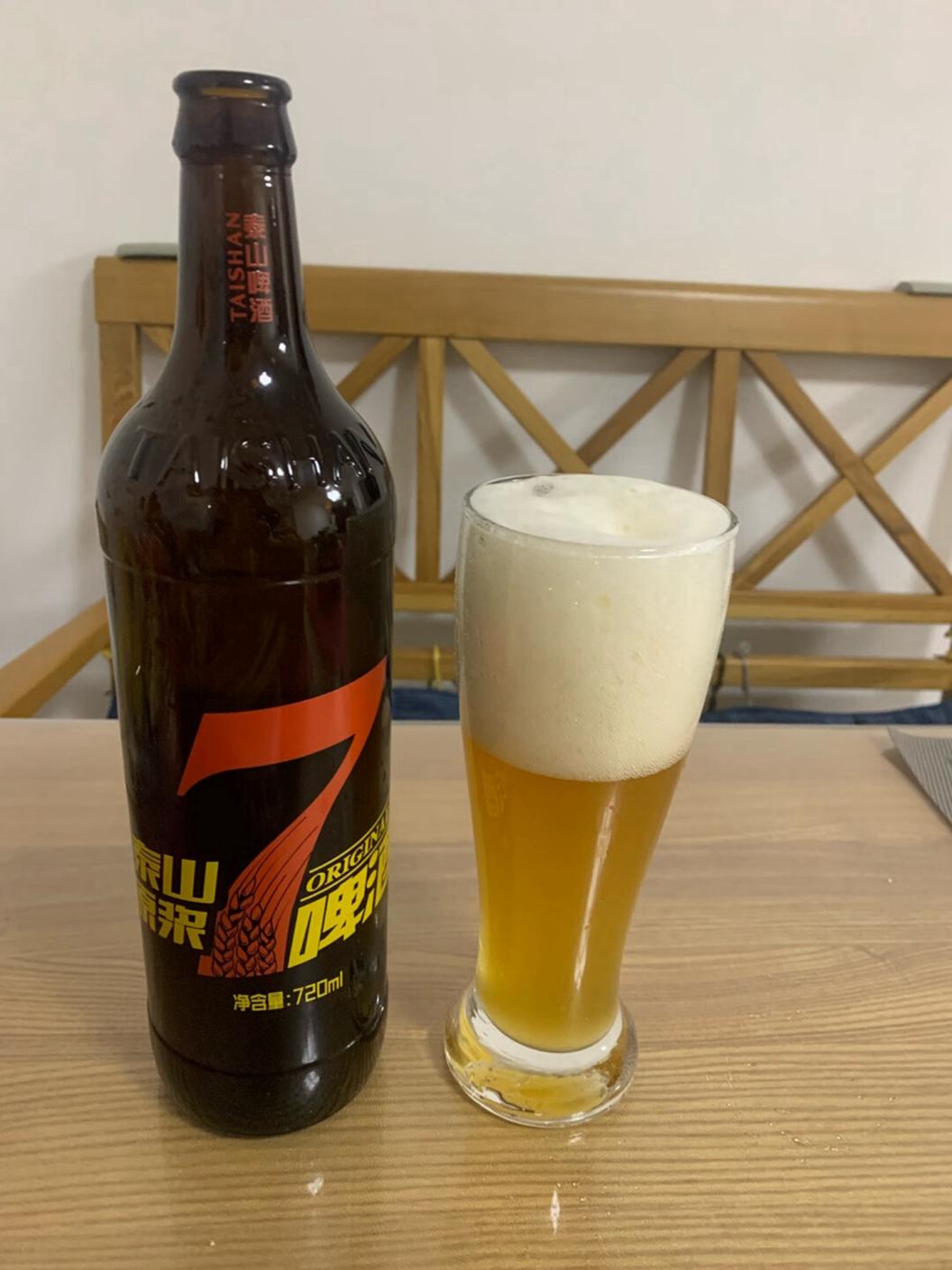 哪些精酿啤酒值得冲?真实测评:6款国产新势力,口感炸裂不贵