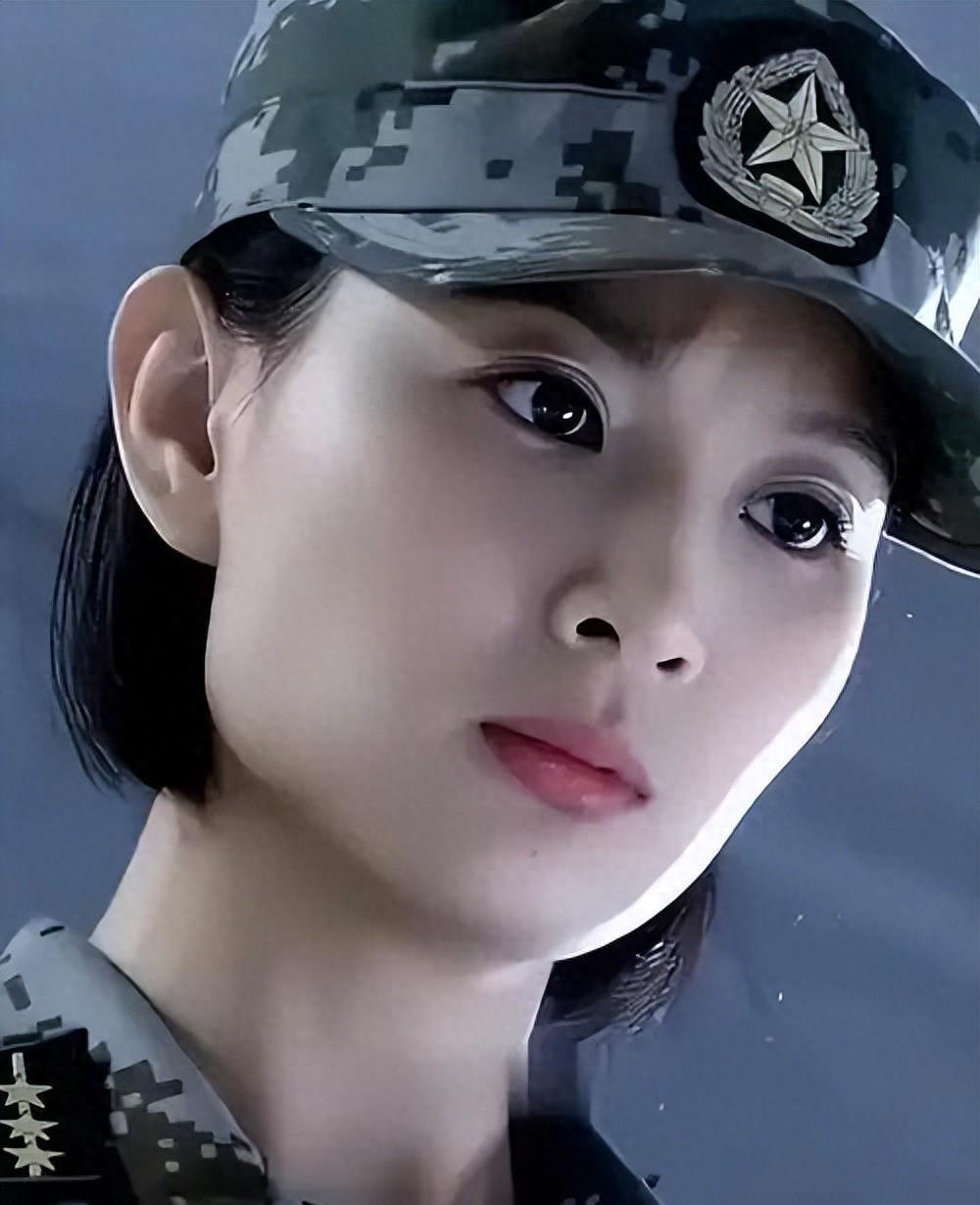 她在《我是特种兵》《麻辣女兵》《警花与警犬》等作品中的精彩表现