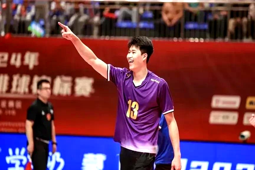 男排世锦赛咋回事:二传换血!吴斋郭成:这是要搞事情啊!