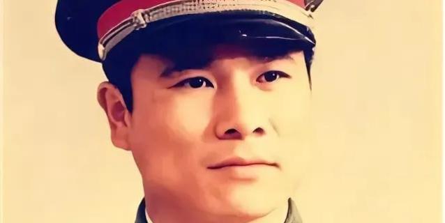 护送伤员,黄招强突问一句"口令",竟救下全队性命!