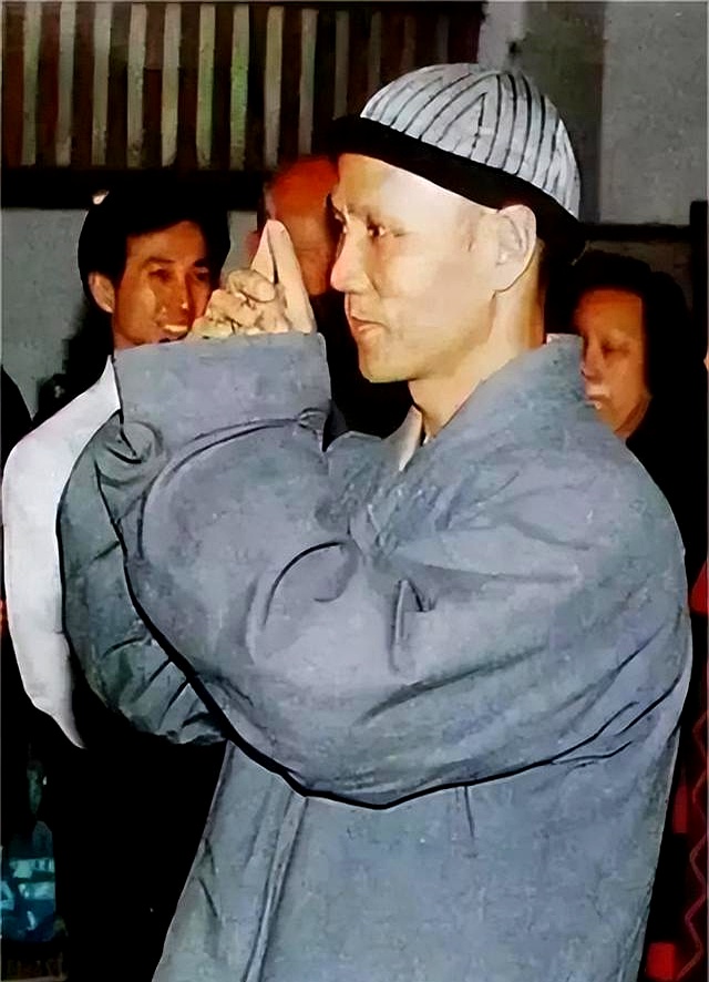 演员黄元申现状:定居美国低调生活,好友梁小龙称他一般不见人