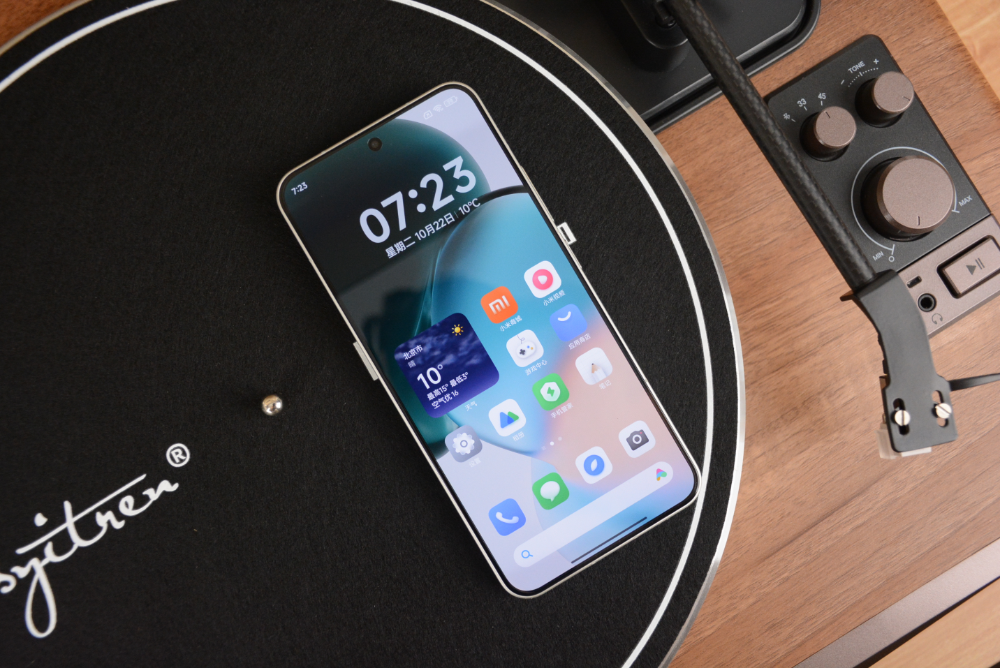 华为再夺第一，销量下滑了！小米排名第四，销量上涨了！