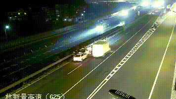 高速剐蹭别停车！手机10分钟快速处理攻略保安全-有驾