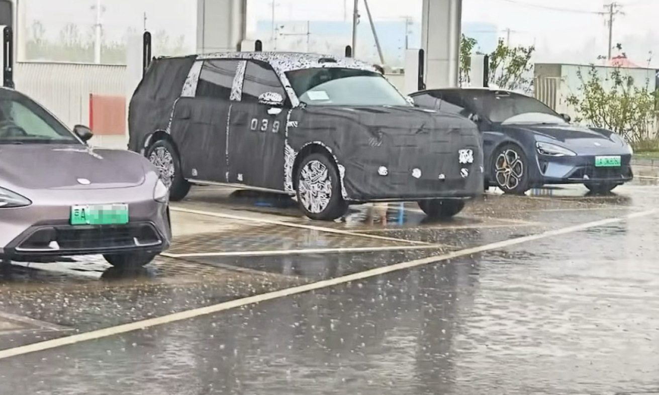 特斯拉发起“截杀”,Model Y L正式开卖,33.9万元好卖吗?