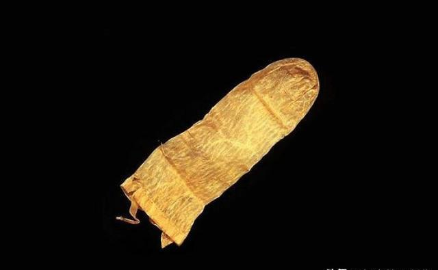 28张不可思议的真实照片,玩坏了,胸罩500年了,温牛奶洗避孕套