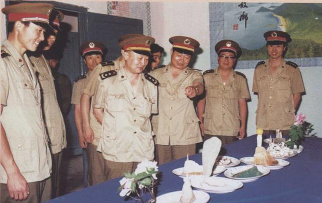 军长因说了不该说的,赋闲3年?调查取证后不实,调任守备区司令