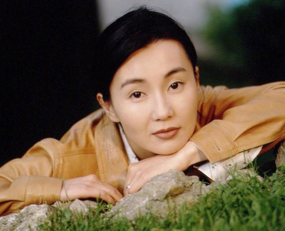 她像邻居又像影后 张曼玉隐居开号半月粉丝破百万