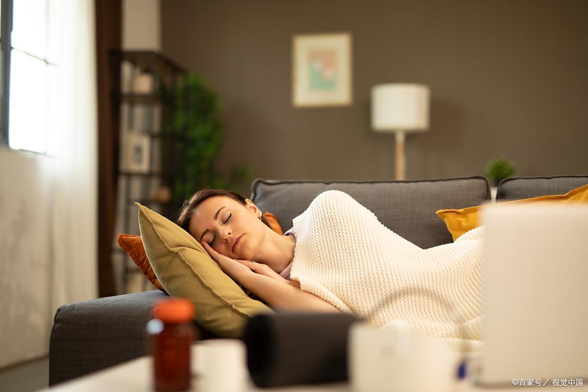 调查发现:每天总是饭后就午睡的人,不出2个月,身体或有5改变