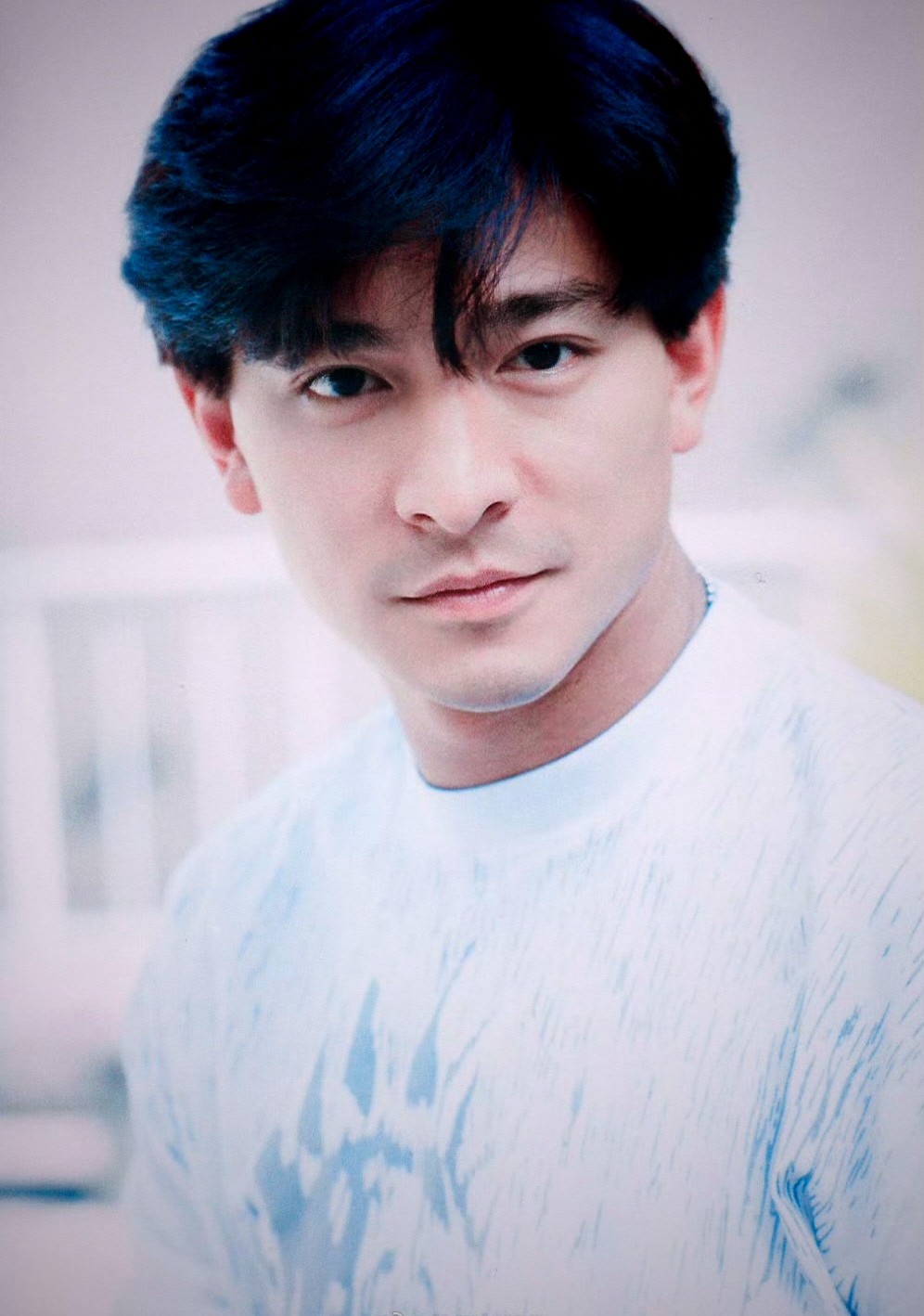 女子坦言非刘德华不嫁,把亲爹逼到跳海,追星疯到倾家荡产!