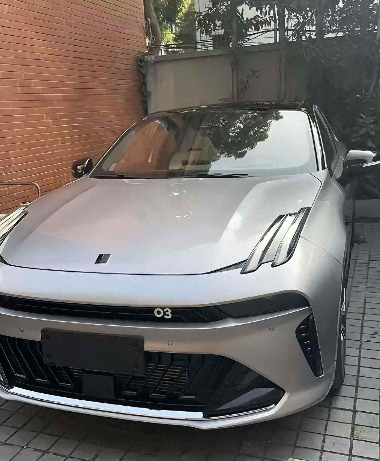 领克03销量破20万新尾翼配运动座椅和换挡拨片20t+272马力
