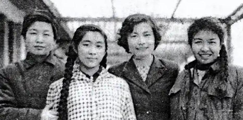 林立衡丈夫张清林2022年去世享年80岁,只有副总理陶铸的女儿送花圈