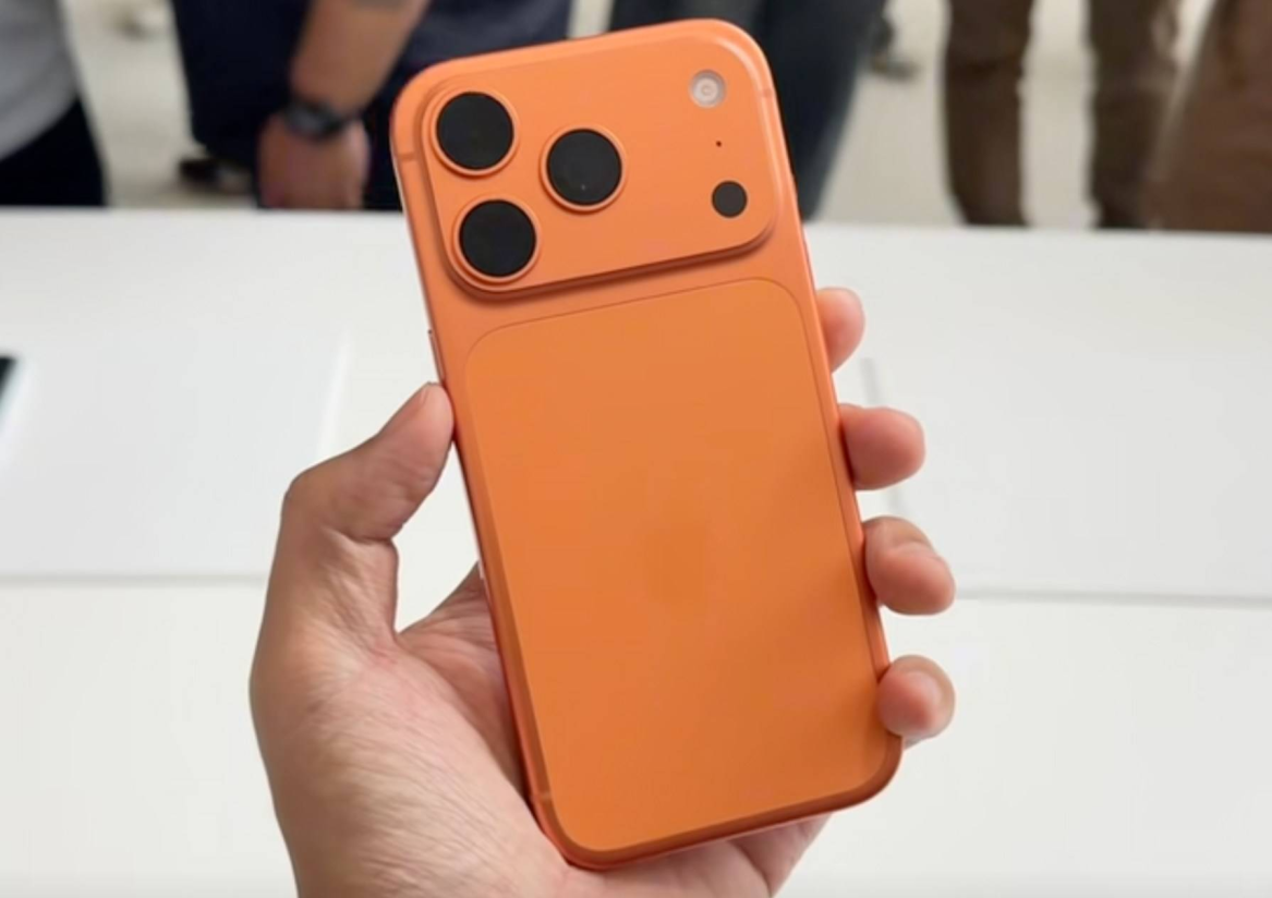 小米16 Pro真机曝光,“副屏”有望回归,苹果没学到精髓!