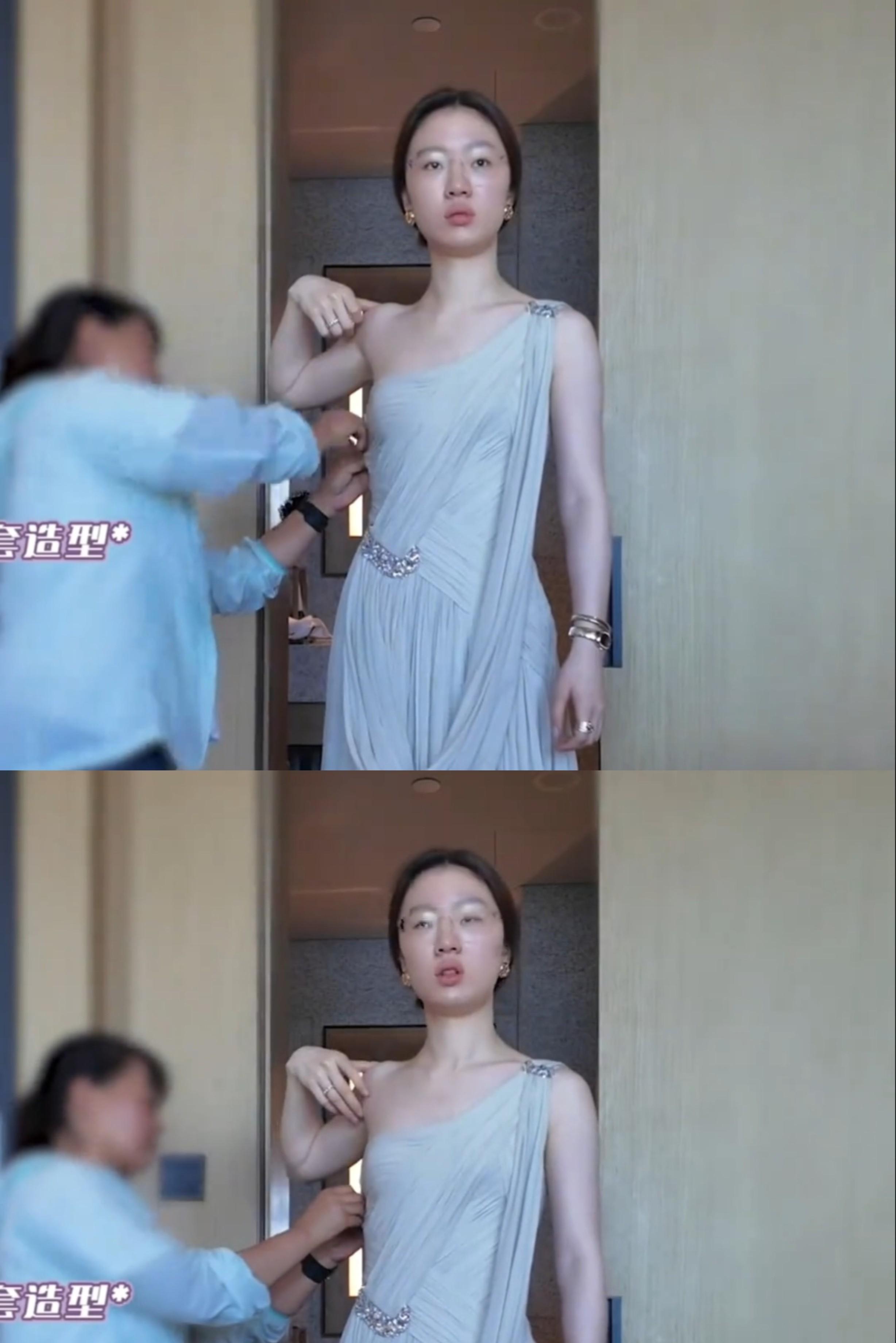 单依纯素颜像隔壁班学霸?网友还说她和郭麒麟有神似瞬间